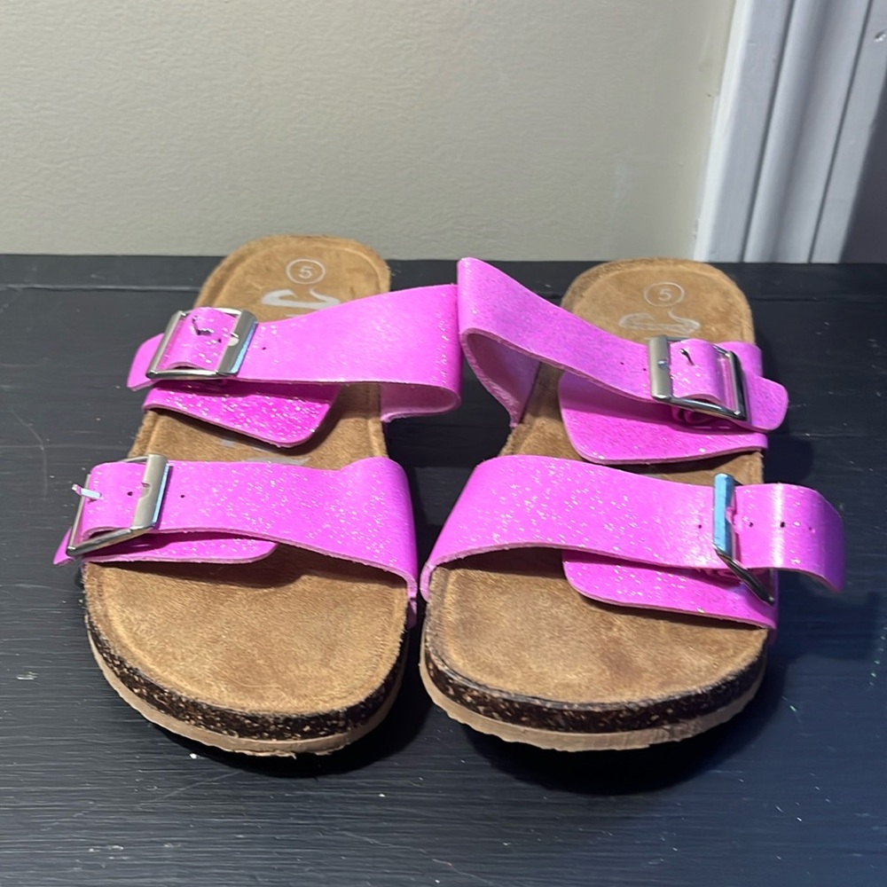 Girls sandals